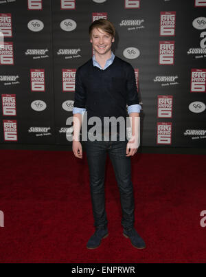 Prominenz besucht Premiere von Disneys "Big Hero 6" am El Capitan Theatre.  Mitwirkende: Calum Worthy wo: Los Angeles, California, Vereinigte Staaten von Amerika bei: 5. November 2014 Stockfoto