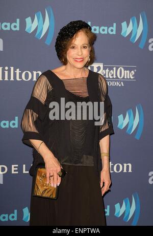 Louise Sorel im Ankunftsbereich für 26. Annual GLAAD Media Awards, The Waldorf-Astoria, New York, NY 9. Mai 2015. Foto von: Lev Radin/Everett Collection Stockfoto