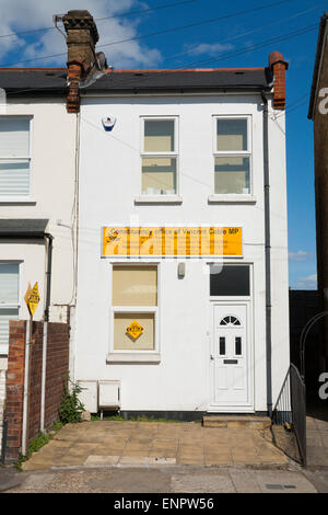 Wahlkreisbüro und allgemeinen Wahlen Poster / Plakat für Dr. Vince / Vincent Kabel MP / Parlamentsmitglied für Twickenham. Stockfoto