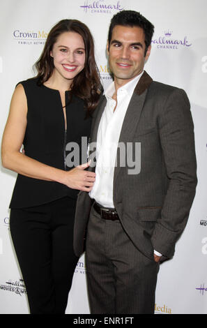 Hallmark Channel Northpole Screening mit Rezeption: Kaitlin Riley, Bailee Madison, Jordi Vilasuso wo: Los Angeles, California, Vereinigte Staaten von Amerika bei: 4. November 2014 Stockfoto