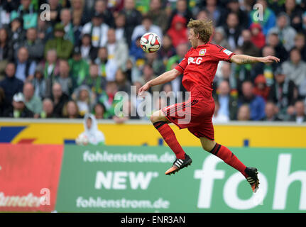 Mönchengladbach, Deutschland. 9. Mai 2015. Leverkusens Stefan Kiessling in Aktion während der deutschen Fußball-Bundesliga-Fußball-match zwischen Borussia Moenchengladbach und Bayer Leverkusen im Borussia-Park in Mönchengladbach, Deutschland, 9. Mai 2015. Gladback gewann 3: 0. Foto: FEDERICO GAMBARINI/Dpa/Alamy Live News Stockfoto