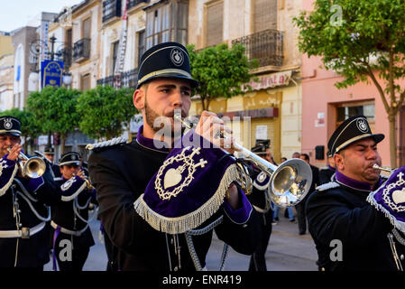 Prozession der Bruderschaft Paso Morado am Karfreitags-Prozession der Semana Santa (Karwoche) in Lorca, Provinz Murcia, Spanien Stockfoto