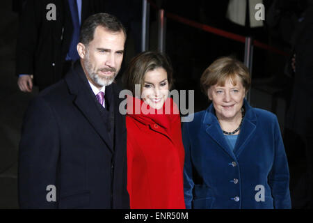 König Felipe VI, Koenigin Letizia von Spanien, BKin Angela Merkel - Treffen der dt. Bundeskanzlerin Mit Dem Spanischen Koenigspaar, Bundeskanzleramt, 1. Dezember 2014, Berlin. Stockfoto