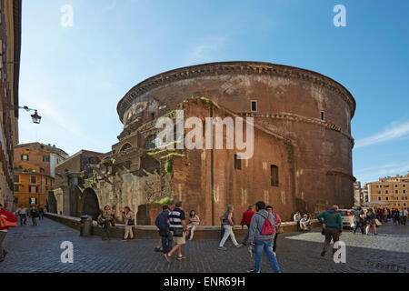 Pantheon Rom gebaut ursprünglich ein römischer Tempel von Marcus Agrippa während der Herrschaft von Augustus von Kaiser Hadrian wieder aufgebaut Stockfoto