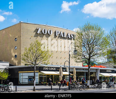 Berlin Zoo Palast außen behält Kino renoviert eleganten Stil der 1950er Jahre in der Hardenbergstraße Stockfoto