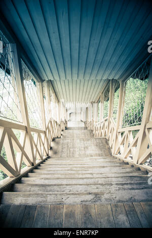 Vintage Holztreppe Ansicht von oben Stockfoto