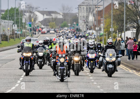 Carrickfergus, Nordirland. 10. Mai 2015. Kai Vipern Motorcycle Club halten jährliche Fahrt-Out für Nordirland Hospiz. Bildnachweis: Stephen Barnes/Alamy Live-Nachrichten Stockfoto