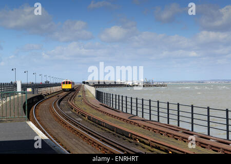 Ryde Pier Eisenbahn Zug Züge ehemaligen Londoner U-Bahn u-Bahn Isle Of Wight Stockfoto