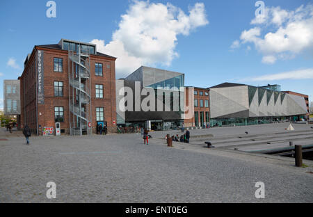 Die Kultur-Hof an der Uferpromenade in Helsingør / benachbarten unterirdischen Danish Maritime Museum Helsingør, Dänemark Stockfoto