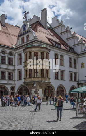 Das Hofbräuhaus bin Platzl, Münchens berühmte "Hofbräuhaus" wurde gegründet im Jahre 1589 durch den Herzog von Bayern, Wilhelm V. Stockfoto