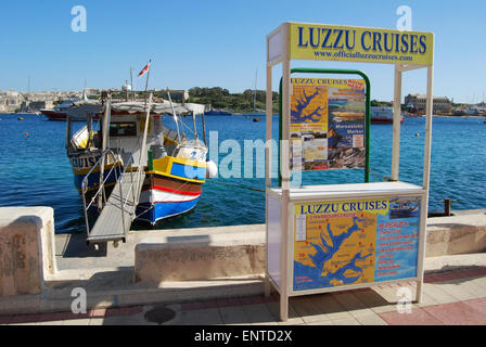traditionellen Luzzu im Marsamxett Harbour Sliema Malta Mittelmeer Stockfoto