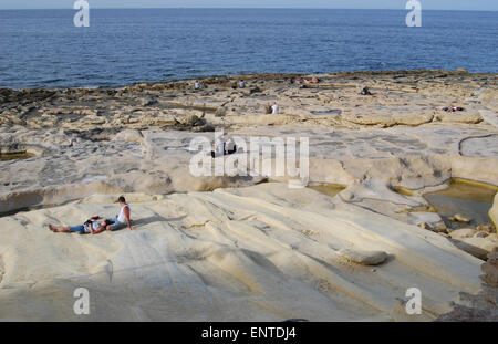 Strandleben Sliema Malta Europa Stockfoto