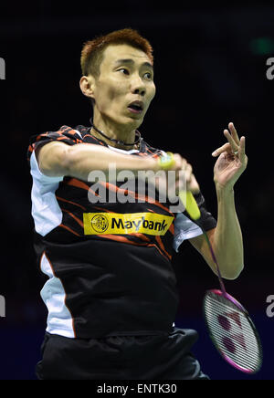 Dongguan, China Guangdong Provinz. 11. Mai 2015. Malaysias Lee Chong Wei kehrt ein Schuss in Indiens Srikanth Nammalwar Kidambi während des ersten Spiels an der Sudirman Cup BWF Mixed Team WM 2015 in Dongguan, Ost-China Guangdong Provinz, 11. Mai 2015. Bildnachweis: Liu Dawei/Xinhua/Alamy Live-Nachrichten Stockfoto