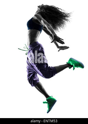 eine Afrikanerin Frau Zumba Tänzer tanzen Übungen im Studio Silhouette isoliert auf weißem Hintergrund Stockfoto