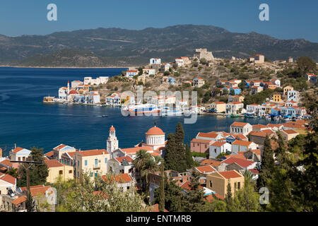 Blick auf Hafen, Kastellorizo (Meis), Dodekanes, griechische Inseln, Griechenland Stockfoto