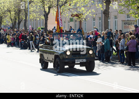 9. Mai 2015; Belarus, Borisov: Illustration Parade der Tag des Sieges in Borisov. Bewegung von militärischer Ausrüstung. Stockfoto