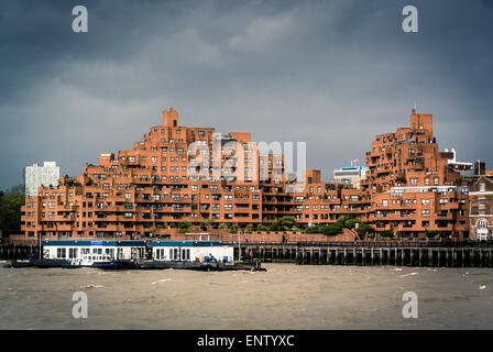 Freier Handel Wharf: Luxus-Wohn-Appartements am Nordufer des Flusses Themse, Tower Hamlets, London, UK. Stockfoto