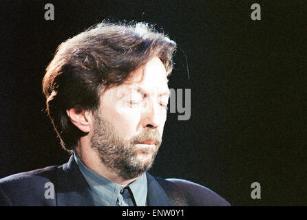 Eric Clapton auf der Bühne in der Mitte von Brighton, Brighton, 1. Februar 1992. Stockfoto