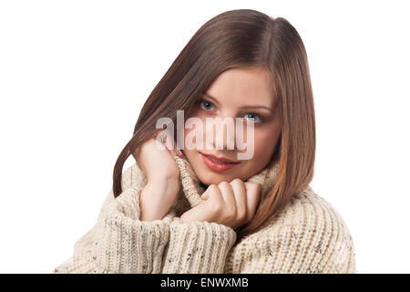 Porträt der schönen jungen Frau mit Rollkragen Stockfoto