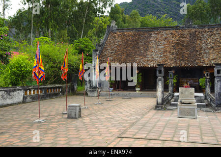 Tempel in Hoa Lu - Ninh Binh, Vietnam Stockfoto