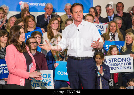 David Cameron startet die konservative Wahlkämpfe in Corsham Wiltshire UK 30. März 2015 Credit David Betteridge Stockfoto