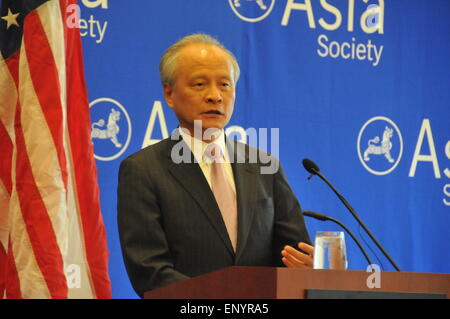 Houston Texas, USA. 12. Mai 2015. CUI Tiankai, der chinesische Botschafter in die Vereinigten Staaten liefert eine Grundsatzrede an Asia Society Texas Center in Houston, Texas, USA, 12. Mai 2015. CUI wohnte das neue Modell der großen Machtverhältnisse, ein Konzept von Peking und Washington um sicherzustellen, dass ihre künftigen Beziehungen frei von Konflikten in der Region Asien-Pazifik gebilligt. Bildnachweis: Xinhua/Alamy Live-Nachrichten Stockfoto