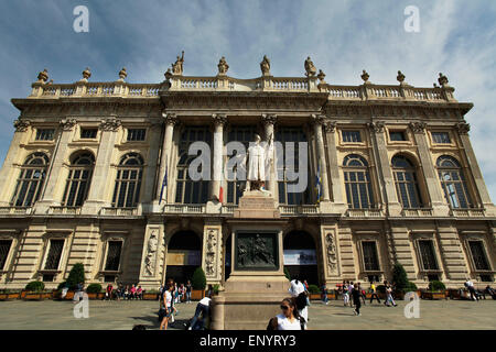 Madama Palast (Palazzo Madama) in Piazza Castello, Turin, Italien. Stockfoto