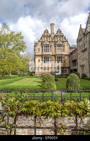 Blick von Broad Street am Trinity College der Universität Stadt Oxford, Oxfordshire, England, Vereinigtes Königreich. Stockfoto