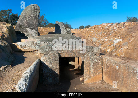 Dolmen von Lacara (zwischen 3000 und 4000 v. Chr.), Merida, Badajoz, Extremadura, Spanien, Europa Stockfoto