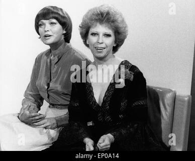 -Auch Elfi - Elftraud von Kalckreuth als Moderatorin Mmit Sylvia Geszty der ZDF Sendung Sonntagskonzert "23.10.1977 bin. Stockfoto