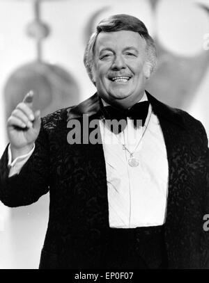 Der Niederländisch-deutschen Showmaster Und Entertainer Lou van Burg, Mitte der 1970er Jahre. Niederländisch Deutsch, Moderatorin und enterta Stockfoto