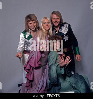 Studioaufnahme der Schwedischen Popgruppe ABBA, 1970er Jahre Deutschland. Studioaufnahme der schwedischen Popgruppe ABBA, Deutschland der 1970er Jahre. Stockfoto