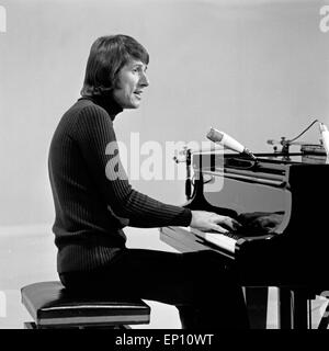 Deutscher Sänger Udo Jürgens, Hamburg 1970er Jahre. Deutsche Sänger Udo Jürgens, Hamburg 1970. Stockfoto