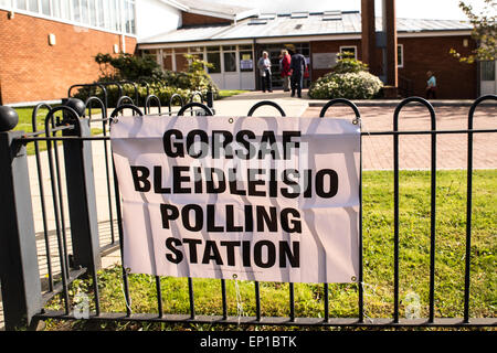 Wahllokal Zeichen vom britischen Parlamentswahlen 2015 Stockfoto