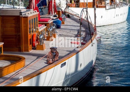 Klassische Yachten ankern in Falmouth, Antigua Stockfoto