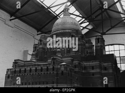 Modell der vorgeschlagenen Liverpool Metropolitian Kathedrale, 8. Dezember 1937 Stockfoto