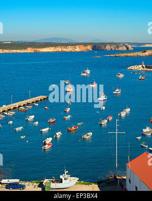 Ansicht eines Hafens in Sagres, Algarve, Portugal Stockfoto