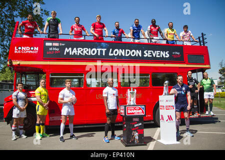 London, UK. 13. Mai 2015. Die Mannschaftsführer beim Start von Frauen- und Marriott London Sevens Sevens World Series im Sportzentrum Balsam Ulmen. Bildnachweis: Elsie Kibue / Alamy Live News Stockfoto