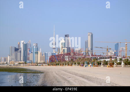 Skyline der Innenstadt von Kuwait City in Kuwait Stockfoto