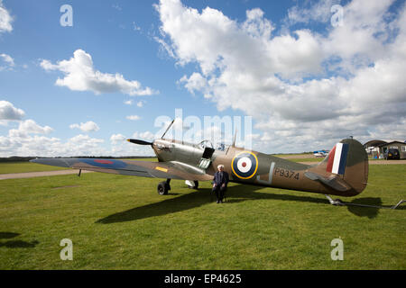 Supermarine Spitfire P9374 an das Imperial War Museum in Duxford, Cambridgeshire Stockfoto