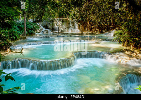 Terrassenförmig angelegten Wasserfall in Luang Prabang, Laos Stockfoto
