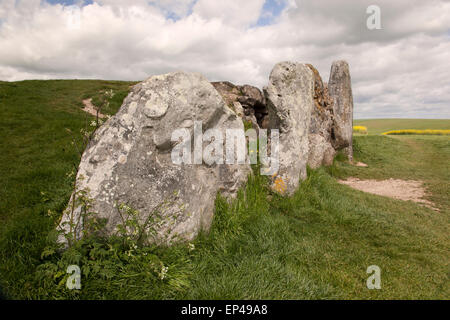 West Kennet Long Barrow, Avebury, Wiltshire, England, Großbritannien Stockfoto