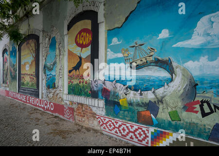 Graffiti an der Wand in Lissabon Portugal Stockfoto