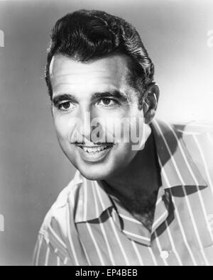 TENNESSEE ERNIE FORD (1919-1991) US-Sängerin über 1958 Stockfoto