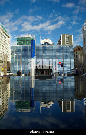 Reflexion der Britomart Transport Centre und Büros, Auckland CBD, Nordinsel, Neuseeland Stockfoto