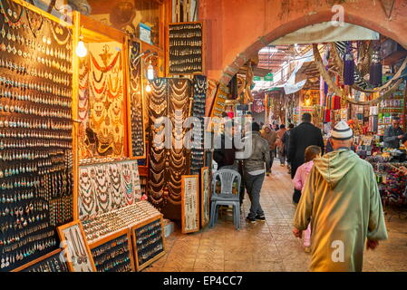 Medina von Marrakesch, lokalen Souk, Marokko, Afrika Stockfoto