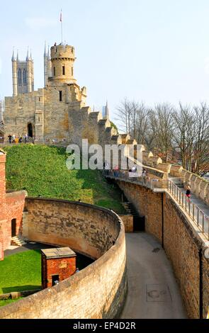 Lincoln, UK - 9. April 2015: Lincoln Castle ist eine große Burg, East Midlands, England im späten 11. Jahrhundert erbaute Stockfoto