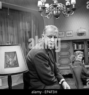 Einer von Sieben, Fernsehspiel, Deutschland 1960, Regie: Georg Lhotzky, John Olden, Monia: Richard Münch Stockfoto