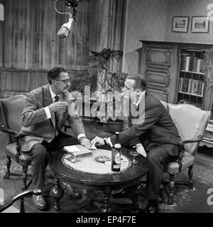 Einer von Sieben, Fernsehspiel, Deutschland 1960, Regie: Georg Lhotzky, John Olden, Monia: Richard Münch, Hans Söhnker, Stockfoto