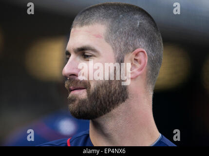 Detroit, Michigan, USA. 13. Mai 2015. Minnesota Twins Infielder Joe Mauer (7) während der MLB Spielaktion zwischen den Minnesota Twins und die Detroit Tigers im Comerica Park in Detroit, Michigan. Die Zwillinge besiegten die Tigers 6: 2. John Mersits/CSM/Alamy Live-Nachrichten Stockfoto